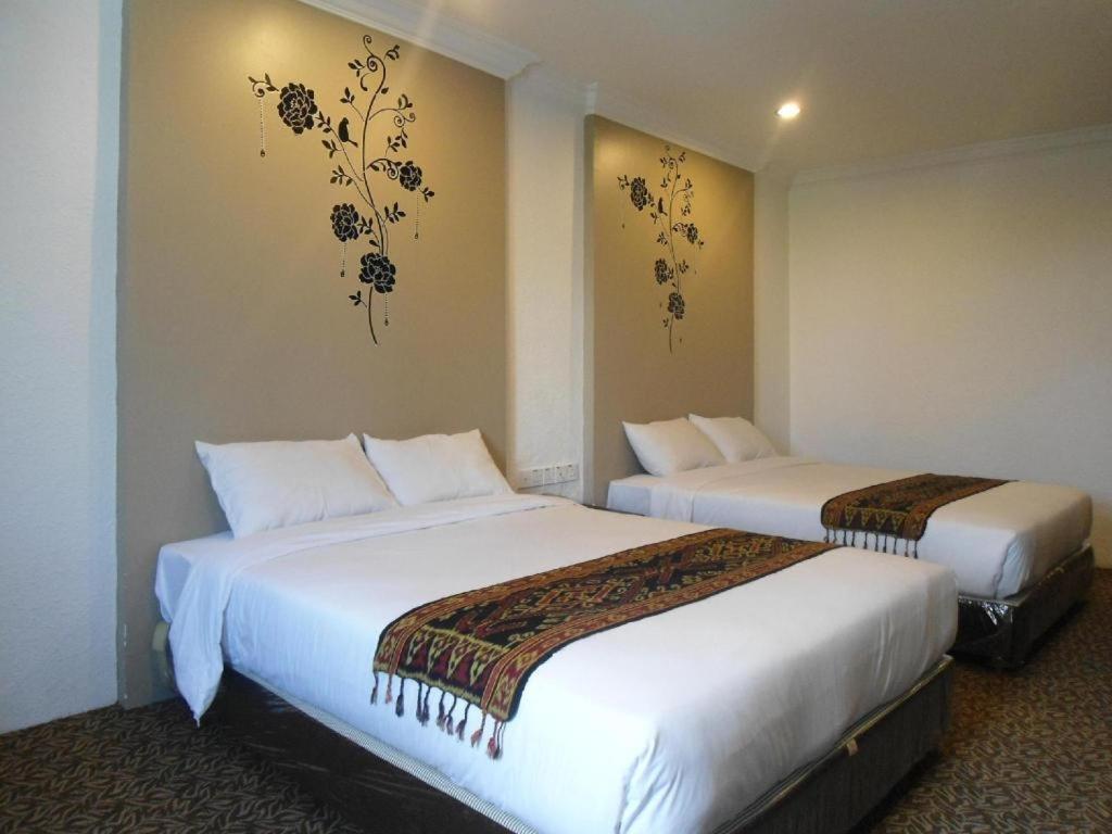 Regent Hotel Bintulu Extérieur photo