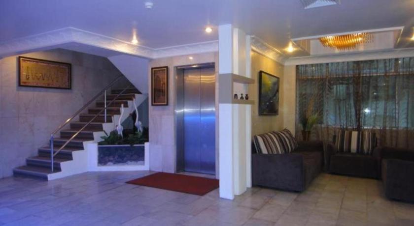 Regent Hotel Bintulu Extérieur photo